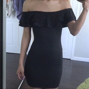 Off-the-shoulder Mini Black Dress✨